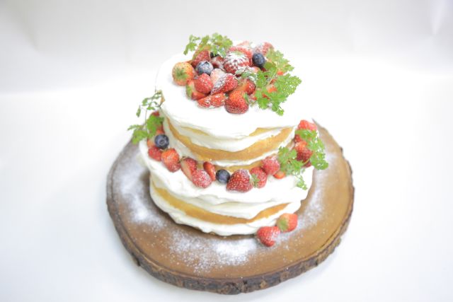 ネイキッドケーキベリー　2段